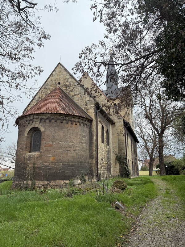 Bild vergr&ouml;&szlig;ern: St. Stephani Kirche Röblingen am See