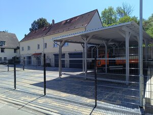 Bild vergr&ouml;&szlig;ern: Bauhof Stedten mit Carport