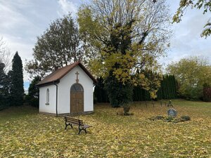 Bild vergr&ouml;&szlig;ern: Friedhof Lüttchendorf