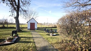 Bild vergr&ouml;&szlig;ern: Friedhof Elbitz