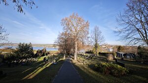 Bild vergr&ouml;&szlig;ern: Friedhof Seeburg