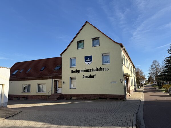 Bild vergr&ouml;&szlig;ern: Dorfgemeinschaftshaus Amsdorf